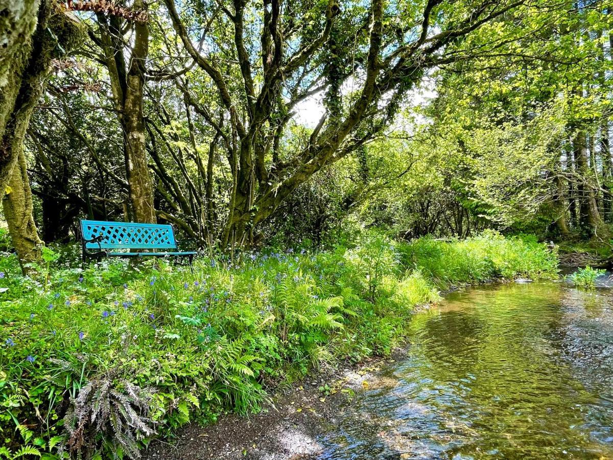 Stepping Stones Glamping 'The Olive' Villa Bantry Exterior photo